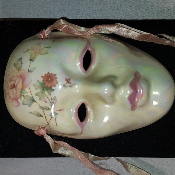 Vintage Hand Painted Carnival Face Masks Set of Two Blue and Pink Flowers - Picture 4 of 12